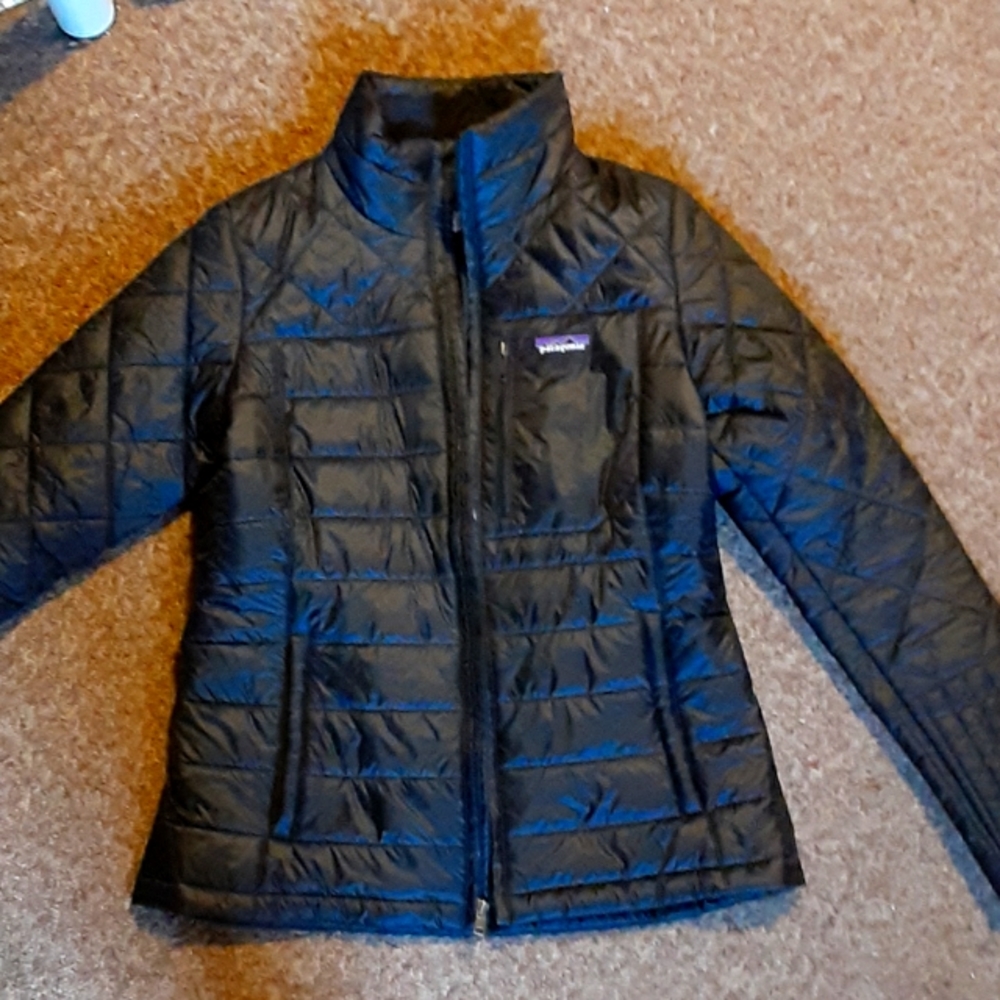Black Patagonia Jacket, never worn, warm winter.